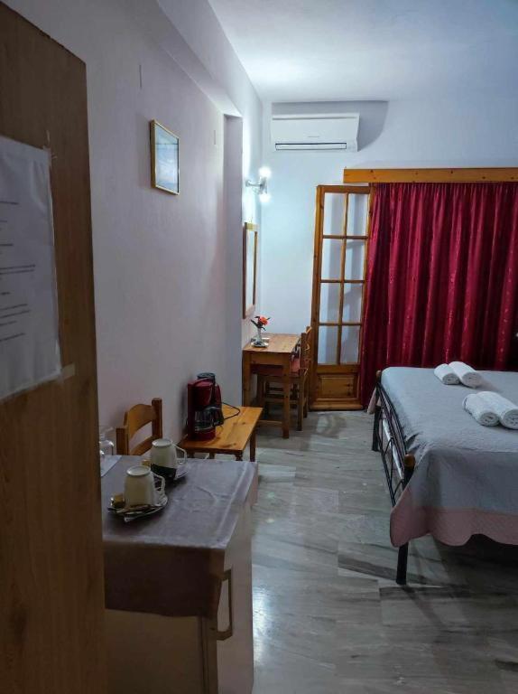 Marianna House Hotell Agios Georgios Pagon Rom bilde