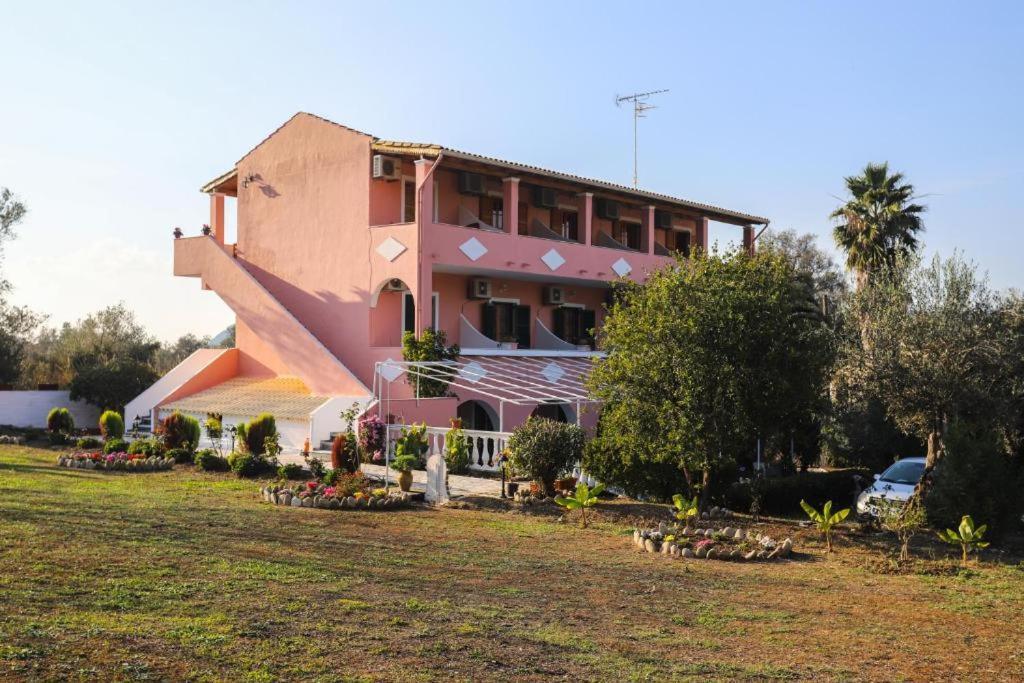 Marianna House Hotell Agios Georgios Pagon Rom bilde